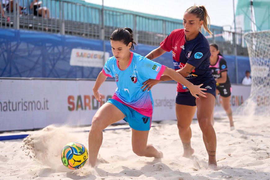 São Pedro vence italianas e se classifica à final do Mundial de Clubes de beach soccer